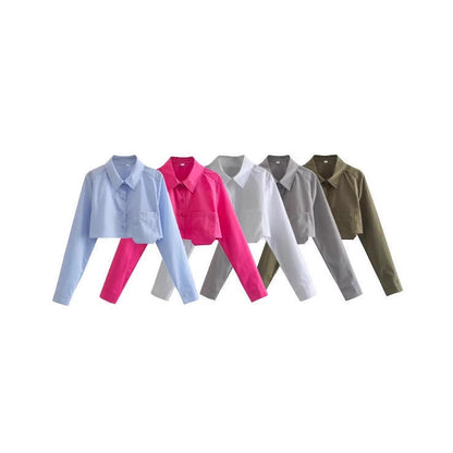 Blouse cropped pour femmes avec une coupe moderne et un design de poches pratique Chic und Stil