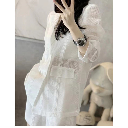 Ensemble de veste à double boutonnage texturé et shorts pour femmes Chic und Stil