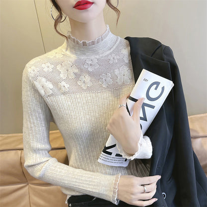 Pull femme avec empiècement floral en dentelle et structure en côtes Chic und Stil
