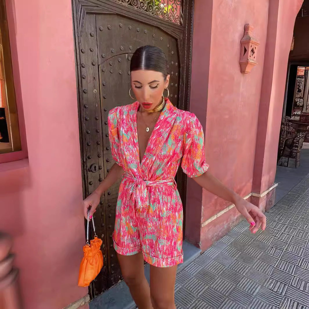 Dames combinaison à la mode avec une coupe décontractée et une ceinture cintrée Chic und Stil