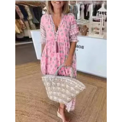 Robe tunique aérienne pour femmes avec des motifs floraux et de délicates détails à volants Chic und Stil
