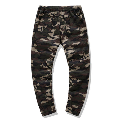 Men's cargo pants with modern camouflage design and elastic waistband Chic and Style