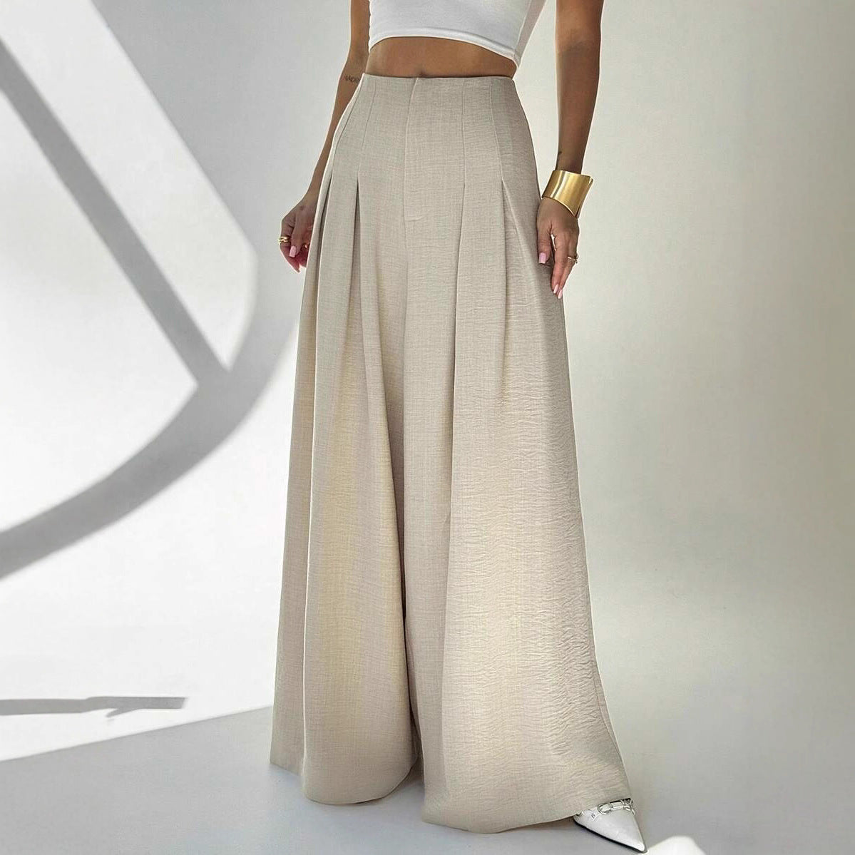Wide palazzo pants for women with elegant pleats and high waist Chic and Style