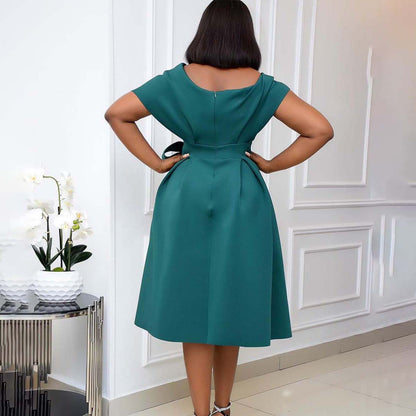 Robe portefeuille pour femmes avec coupe fluide et poches pratiques Chic und Stil