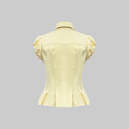 Haut de blouse tricoté pour femmes avec manches bouffantes et détails de boutons Chic und Stil