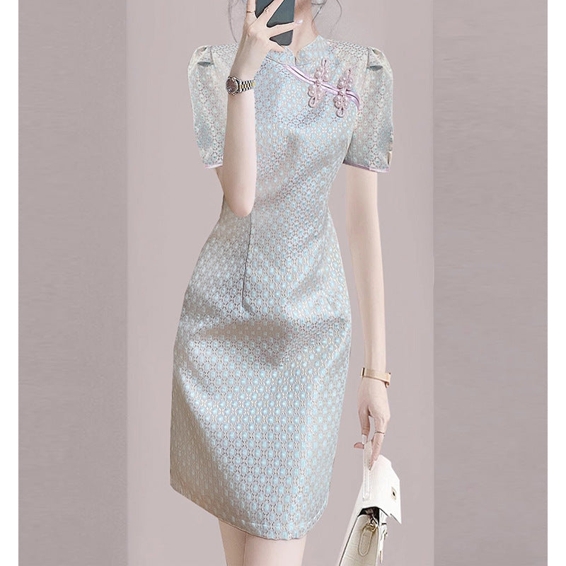Robe Élegante Fleurie Brodée pour Femme Chic und Stil