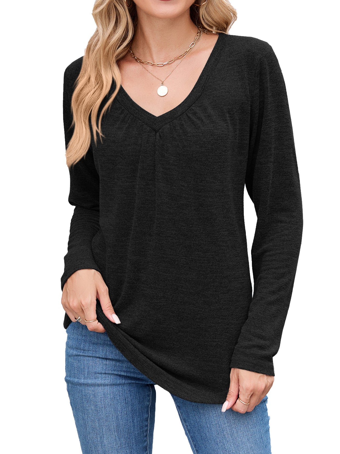 Chemise à manches longues pour femmes avec un décolleté en V raffiné et des plis Chic und Stil