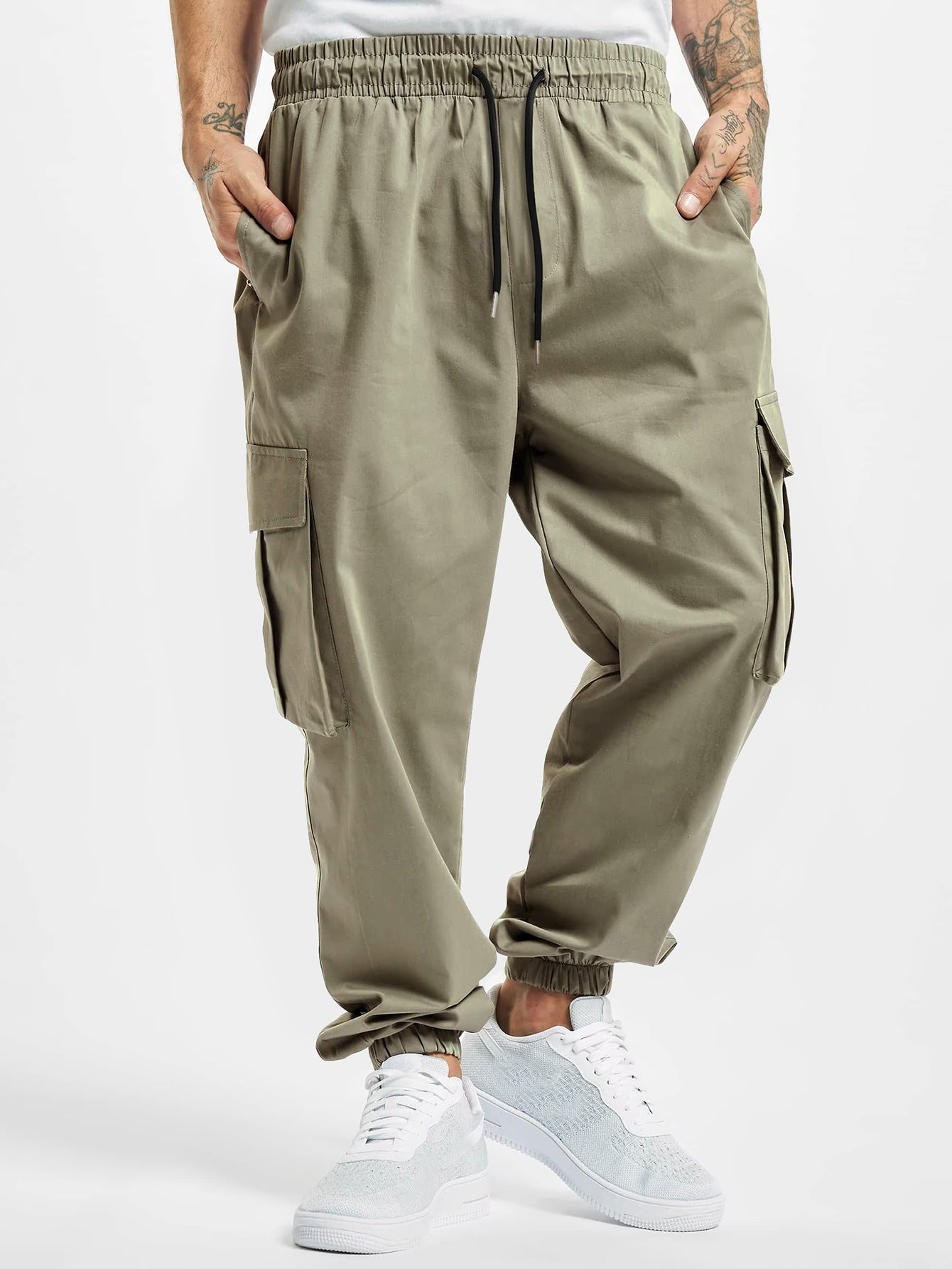 Comfortable cargo pants for men Chic and Style