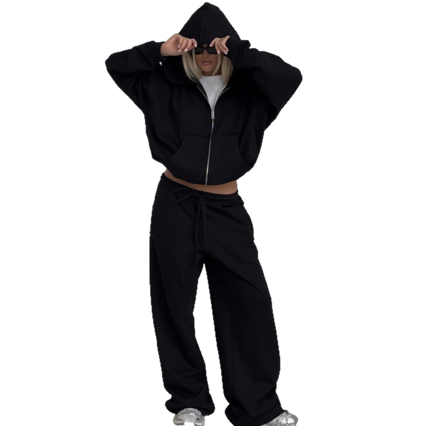 Oversized hoodie set for women and casual pants.