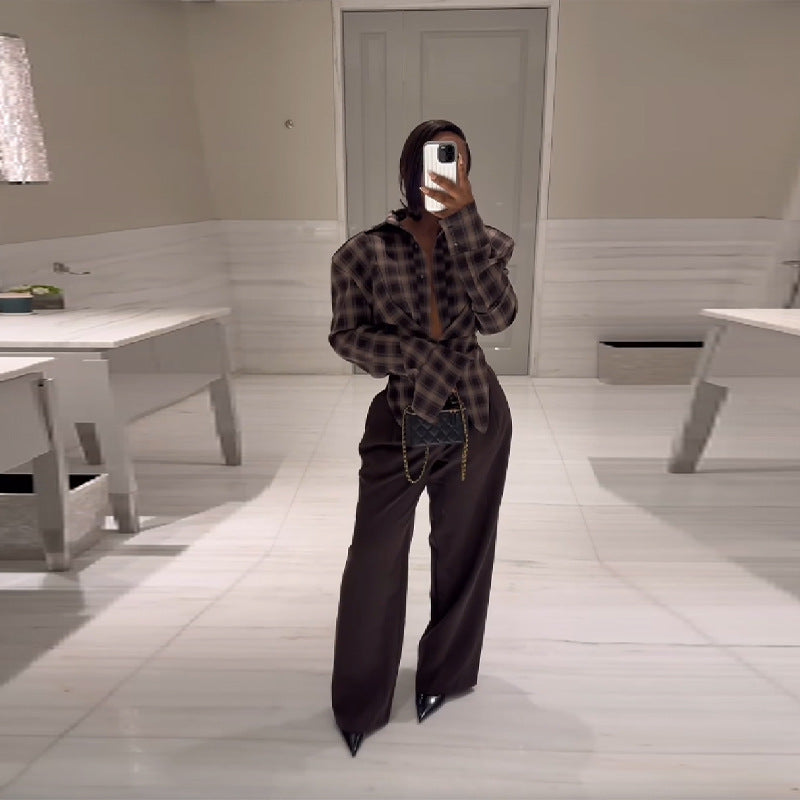 Chemisier à carreaux ample pour femmes avec col innovant Chic und Stil