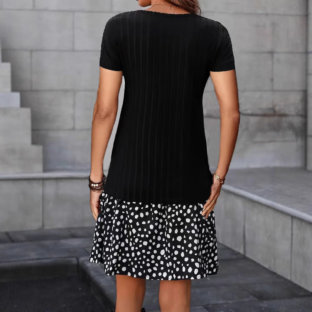 Robe de loisirs pour femmes avec structure en côtes et jupe flatteuse Chic und Stil