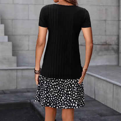 Robe de loisirs pour femmes avec structure en côtes et jupe flatteuse Chic und Stil