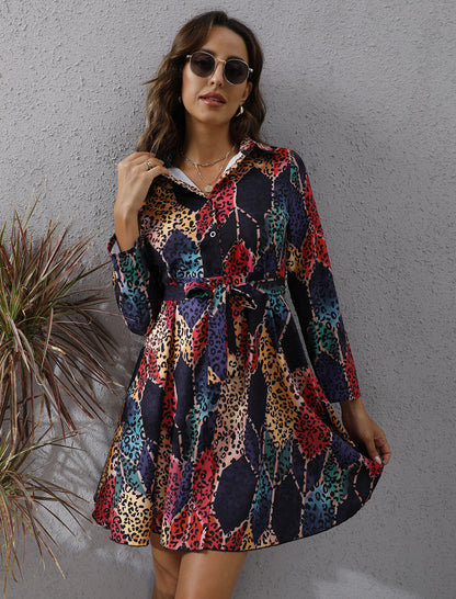 Robe chemise pour femmes avec une taille élégante Chic und Stil