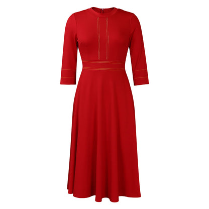 Robe élégante pour femmes avec des coutures décoratives Chic und Stil
