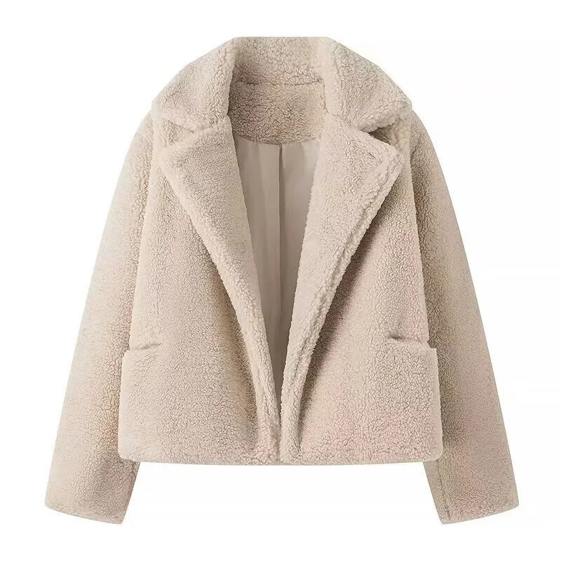 Ladies comfortable plush jacket with classic lapels and practical pockets Chic and Style