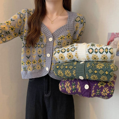 Dames jeu tricoté veste à fleurs avec larges bords Chic und Stil