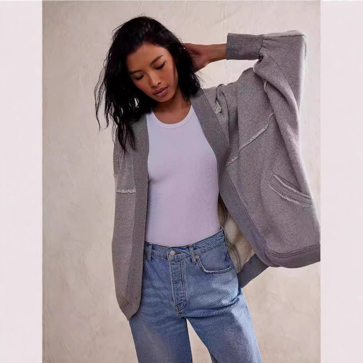 Dames à coupe ample cardigan tricoté avec finitions de manches ouvertes Chic und Stil