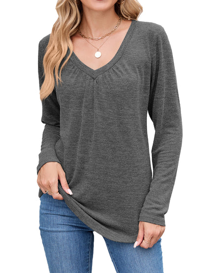 Chemise à manches longues pour femmes avec un décolleté en V raffiné et des plis Chic und Stil