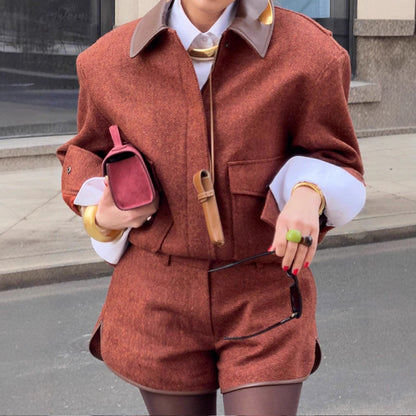 Ladies' blazer and shorts set with textured premium material Chic and Style