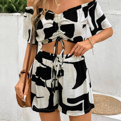 Femme Top court à épaules dénudées et ensemble de shorts assortis Chic und Stil