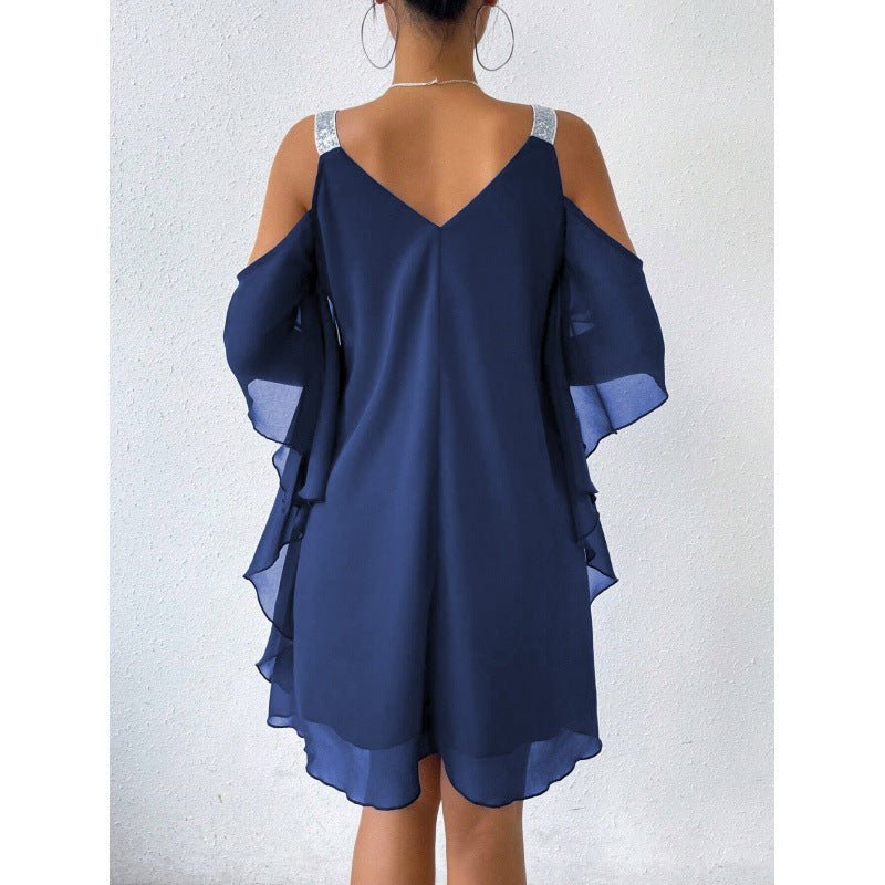 Robe fluide pour femmes avec design à épaules dénudées et ourlet à volants Chic und Stil