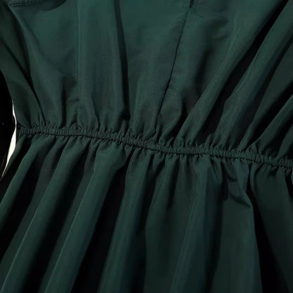 Robe d'été pour femmes avec bretelles spaghetti ajustables et cordon de taille élastique Chic und Stil