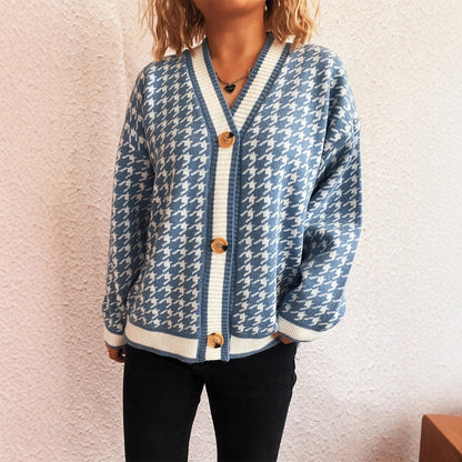 Cardigan en tricot décontracté pour femmes avec un motif à pied de poule à la mode et des boutons en bois Chic und Stil