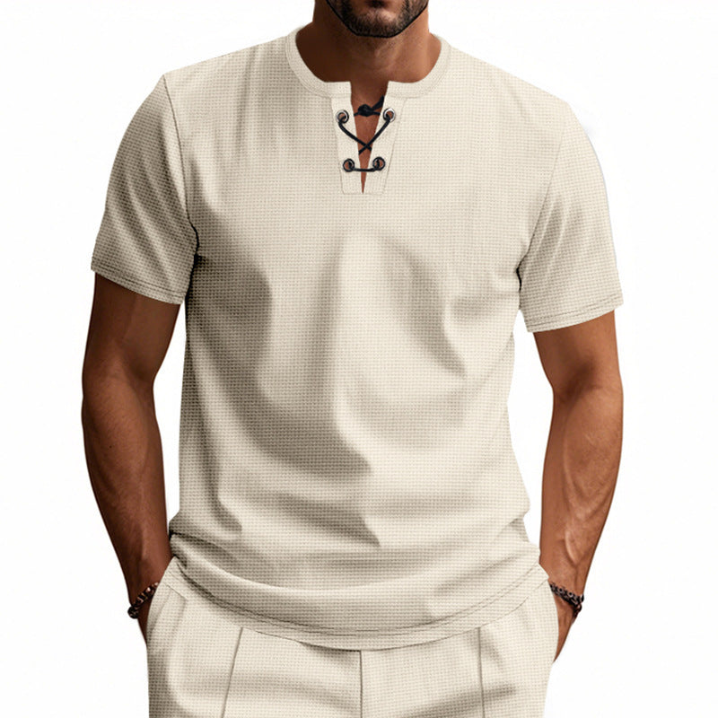 Chemise Henley à manches courtes pour hommes avec une patte de boutonnage intéressante Chic und Stil