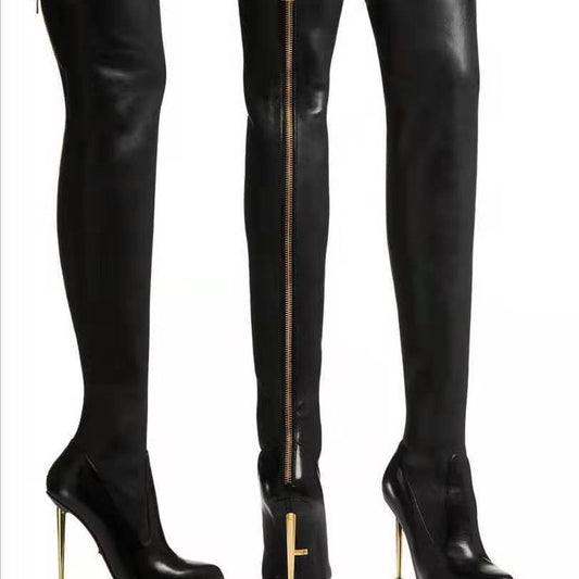 Chic und Stil | Overknee Boots with Golden Heel and Zipper Detail