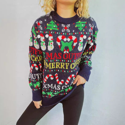 Pull de Noël pour femmes avec des motifs colorés et des applications amusantes Chic und Stil