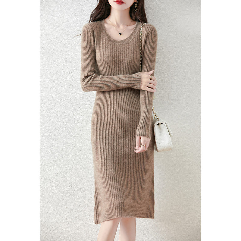 Robe en tricot pour femmes avec une fine structure côtelée et une coupe cintrée Chic und Stil