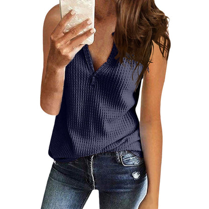 Dames Haut de sport avec surface texturée et décolleté en V Chic und Stil