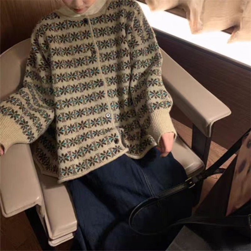 Pull en tricot pour femme avec motifs jacquard floraux et coupe confortable Chic und Stil