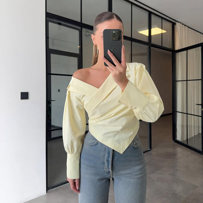 Blouse élégante à enrouler pour femmes avec coupe asymétrique et manches bouffantes Chic und Stil