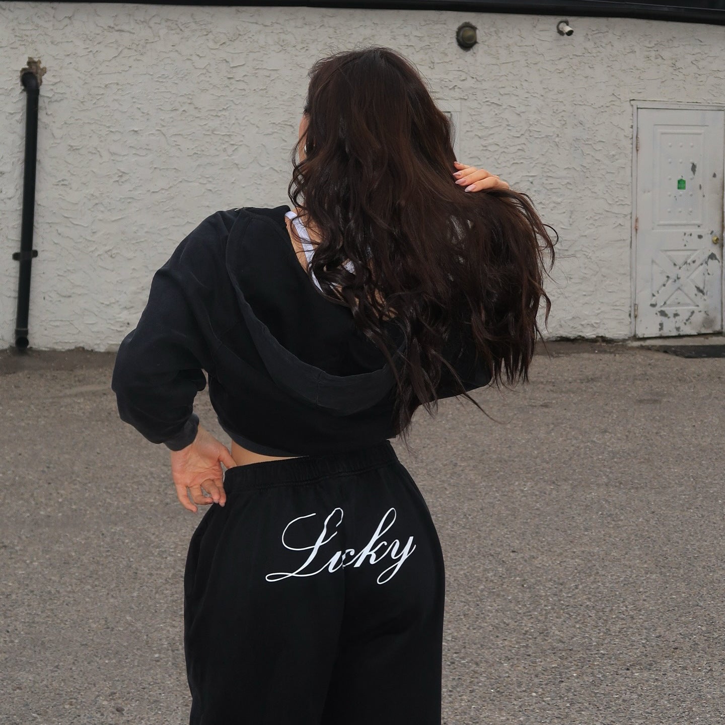 Casual hoodie set for women and chic jogger pants