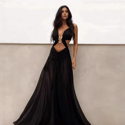 Robe maxi femme avec un design de volants ludique et une élégante ouverture dans le dos Chic und Stil