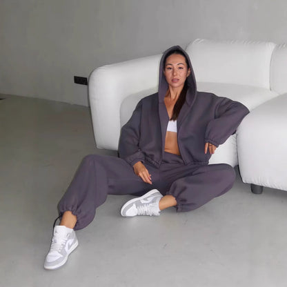 Casual sweatshirt set for women and wide jogger pants Chic and Style