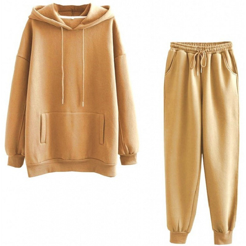 Women's loungewear set with comfortable hoodie and comfortable jogger pants Chic and Style