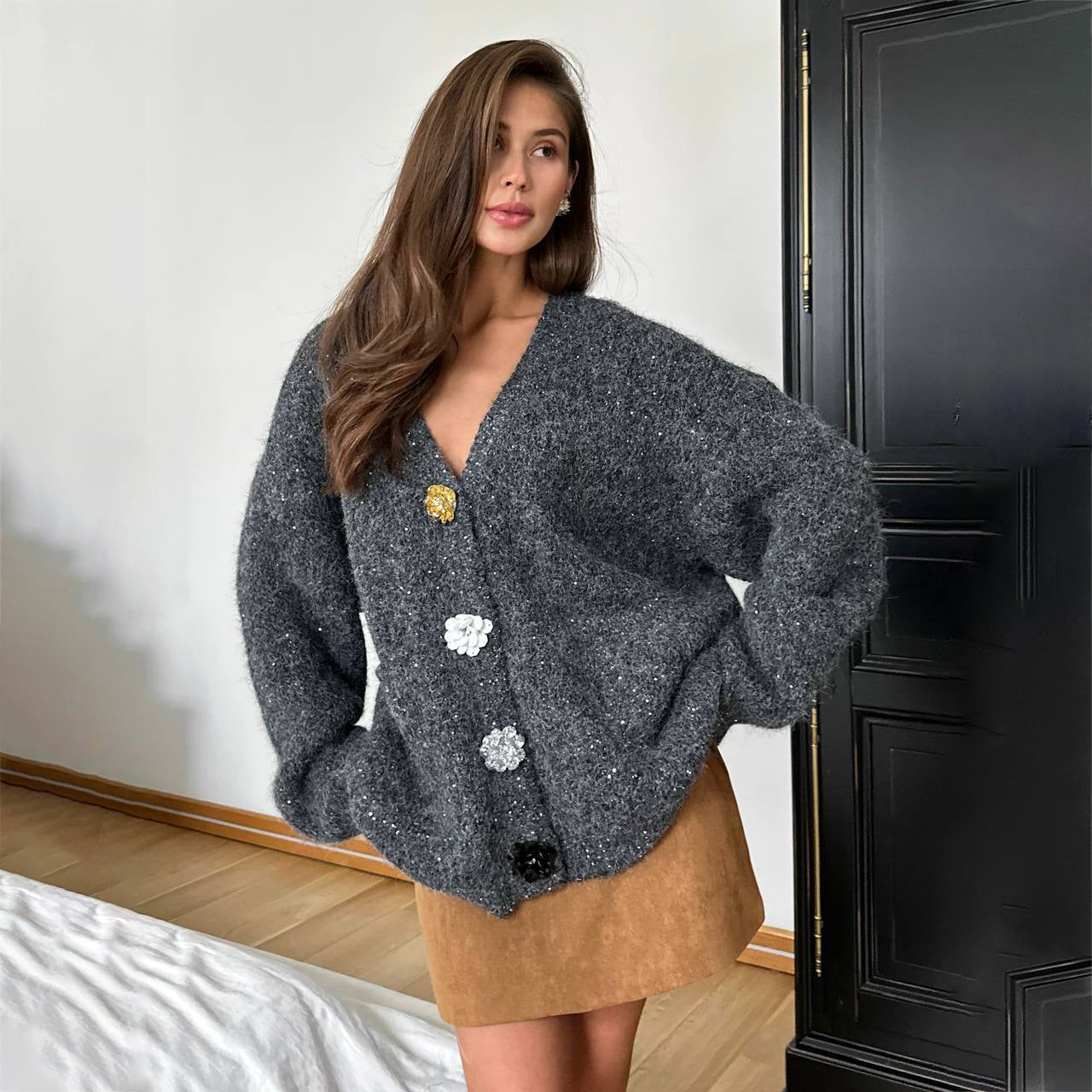 Cardigan pour femmes avec des détails de boutons accrocheurs et un matériau doux Chic und Stil