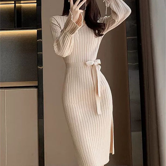 Robe maxi ajustée pour femmes avec ceinture à nouer et structure côtelée Chic und Stil