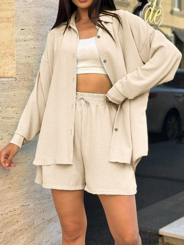 Ensemble d'overshirt décontracté pour femmes avec taille élastique et shorts amples Chic und Stil