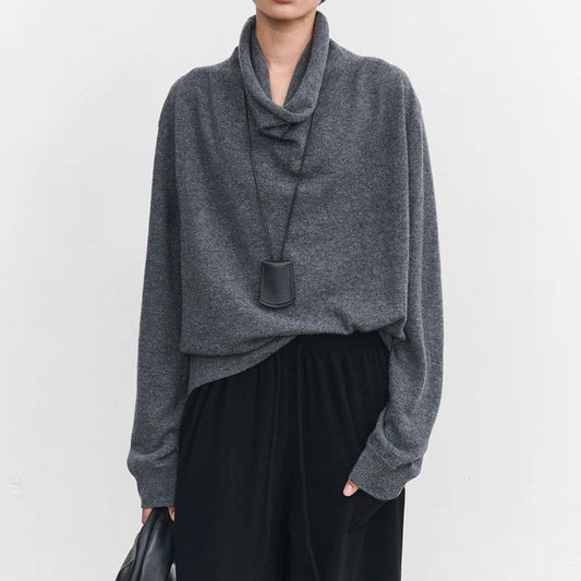 Chemise décontractée à manches longues pour femmes avec un élégant encolure drapée et une coupe décontractée Chic und Stil