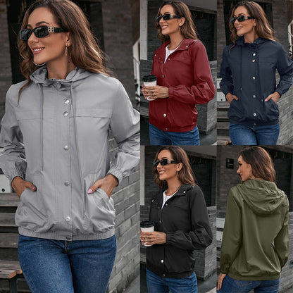 Functional jacket for women with hood and elastic cuffs Chic and Style