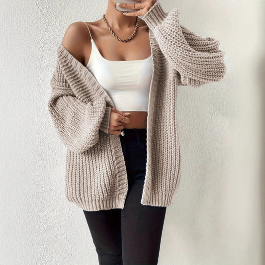 Cardigan décontracté pour femmes avec coupe oversized et matériau doux Chic und Stil