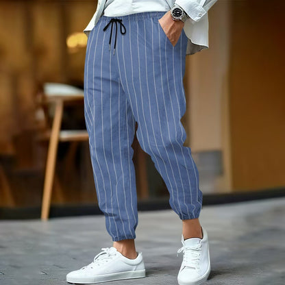 Elegant casual pants for men with a striped pattern Chic and Style
