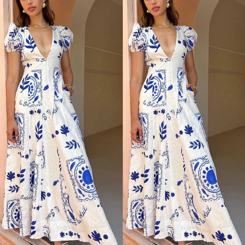 Robe maxi femme avec des manches bouffantes volumineuses et des motifs floraux Chic und Stil