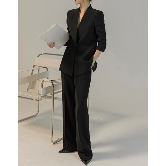 Chic and Style women's fitted blazer set and high-waisted pants