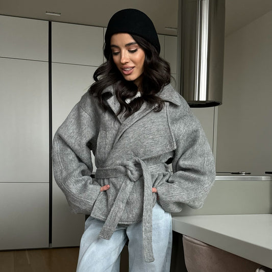 Ensemble de pull cropped confortable pour femmes en matériau doux avec col à fermeture zippée Chic und Stil