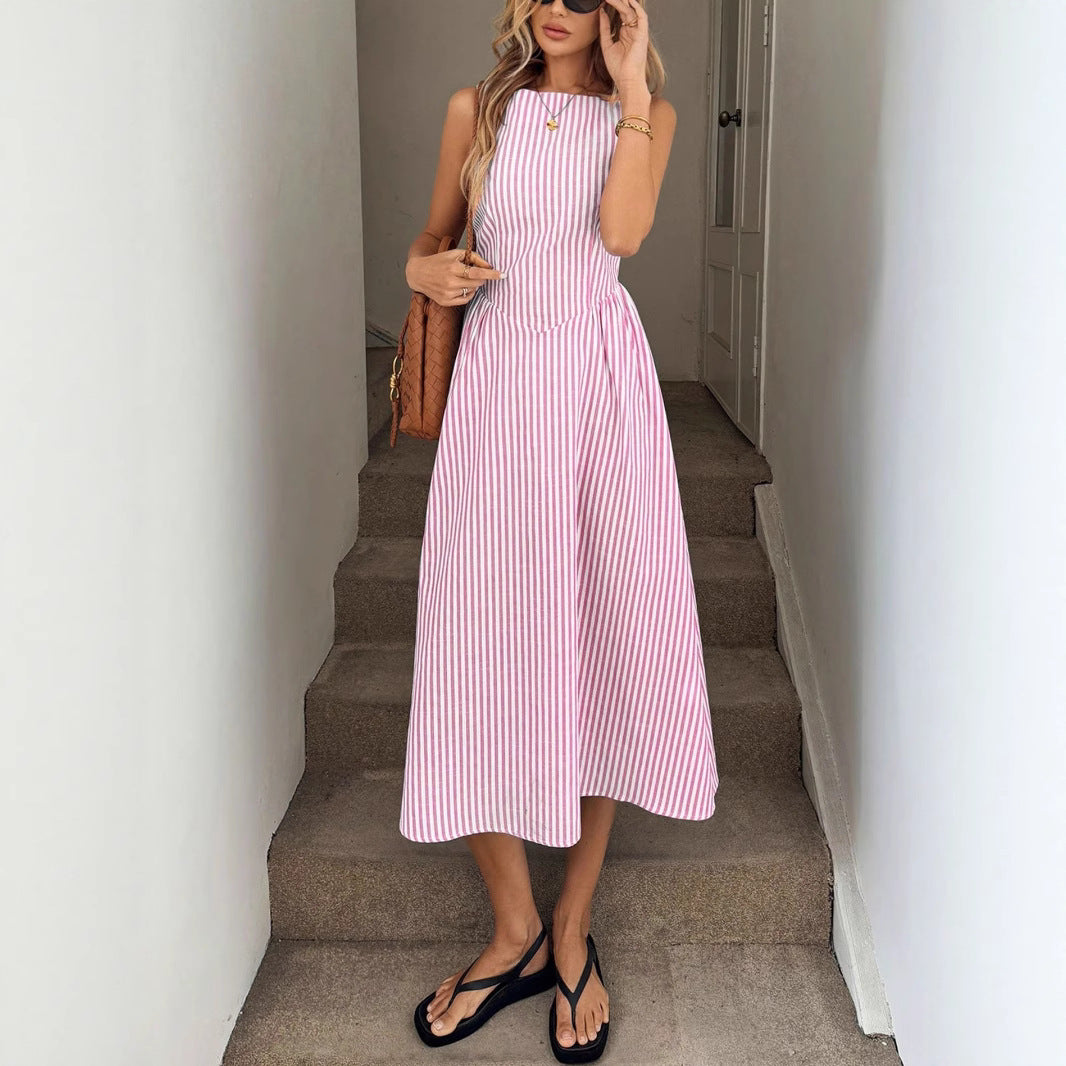 Robe midi femme avec des rayures fines et une silhouette cintrée Chic und Stil
