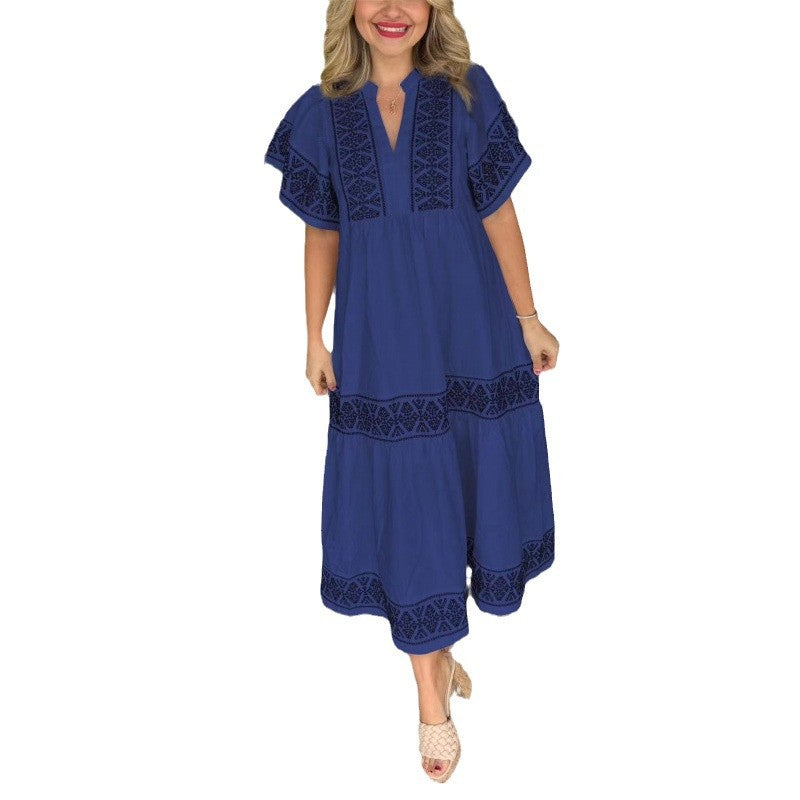 Robe maxi femme avec des détails de broderie raffinés et une coupe évasée Chic und Stil